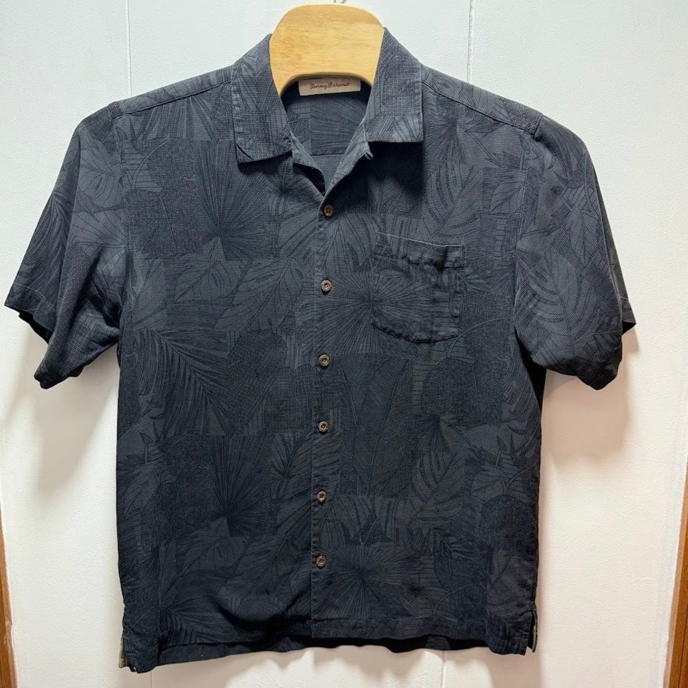 Tommy‎ Bahama Mens Size Large Black 100% Silk Palm Leaf Jacquard Camp Shirt
